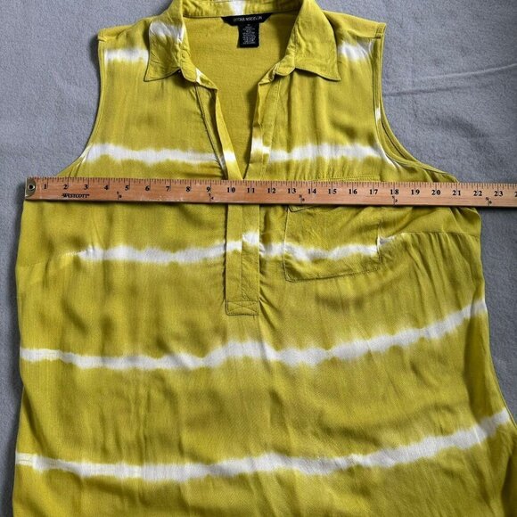 89Th & Maddison Sleeveless Button Up Stripped Top. Size 1X - Picture 6 of 6